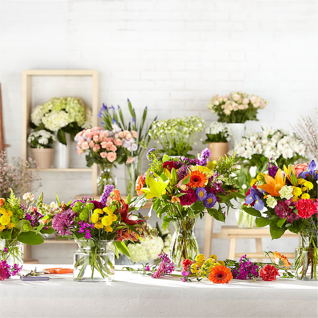 Bold & Bright – A Florist Original – Fantasy Decorations And Flower Shop, Hawthorne CA