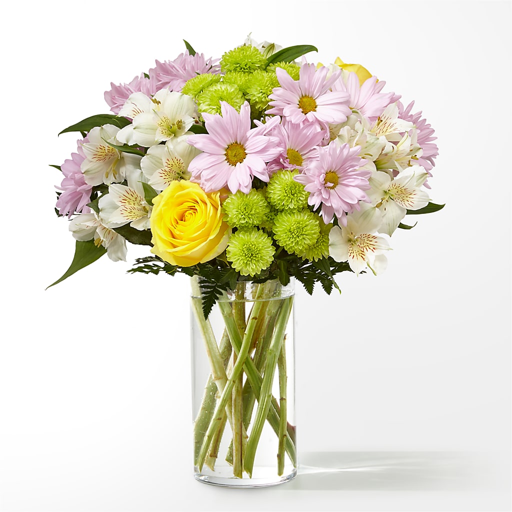 Sweet Spring Delight Bouquet – Fantasy Decorations And Flower Shop, Hawthorne CA