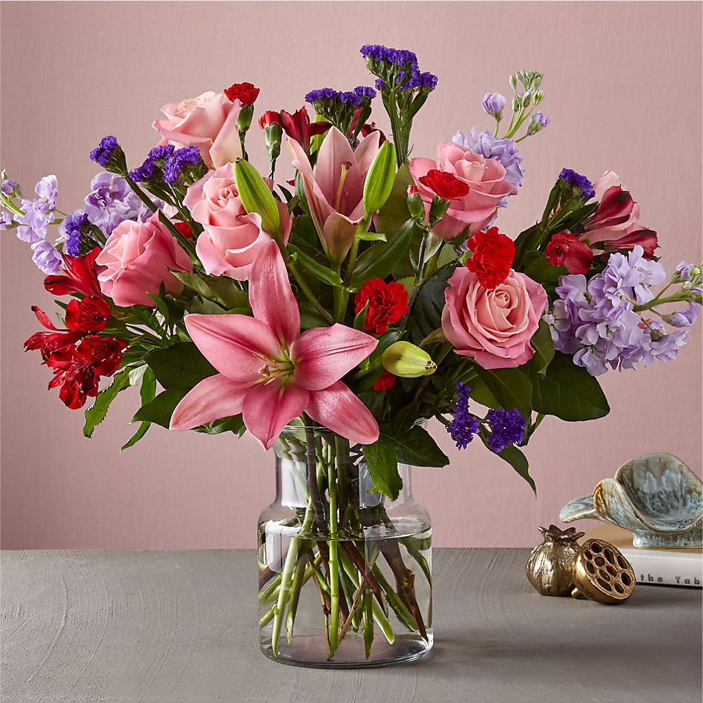 Romantique Bouquet – Fantasy Decorations And Flower Shop, Hawthorne CA