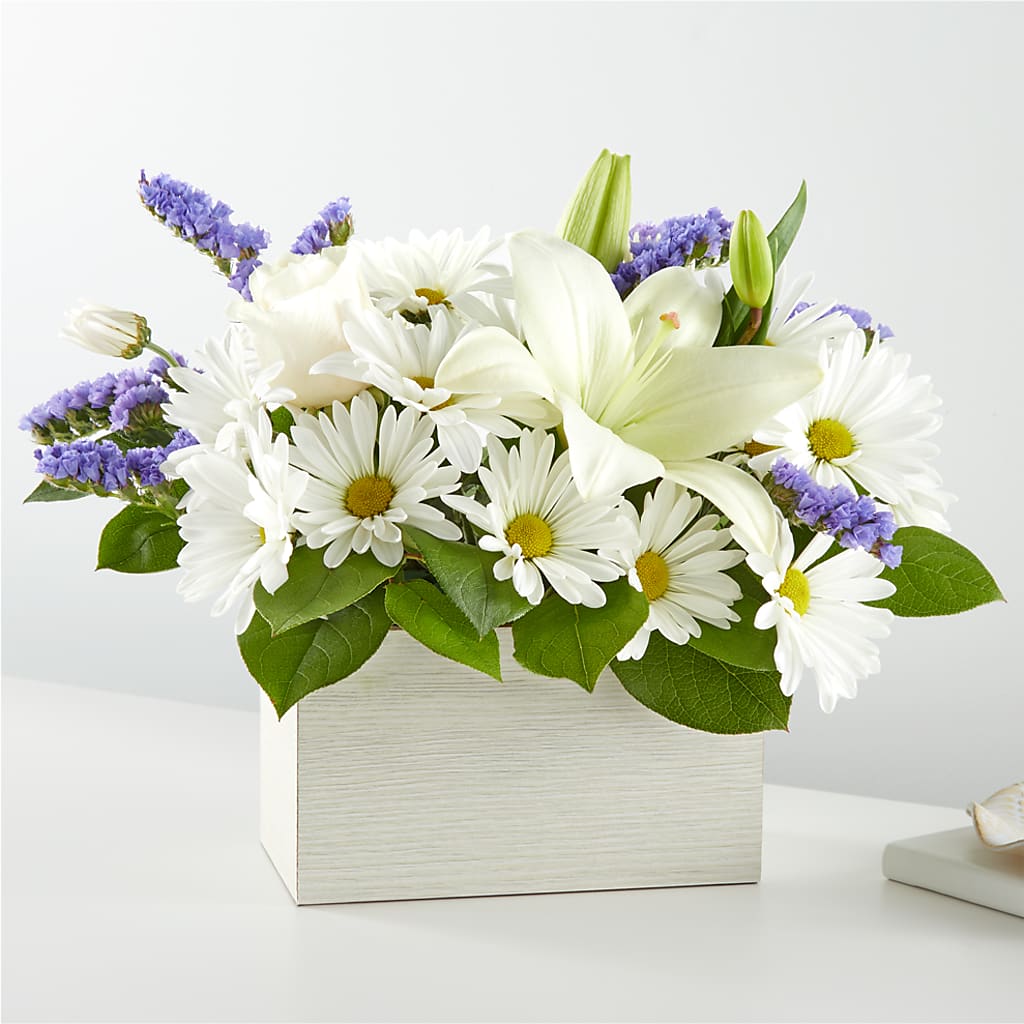 Beyond Blue Box Bouquet – Fantasy Decorations And Flower Shop, Hawthorne CA