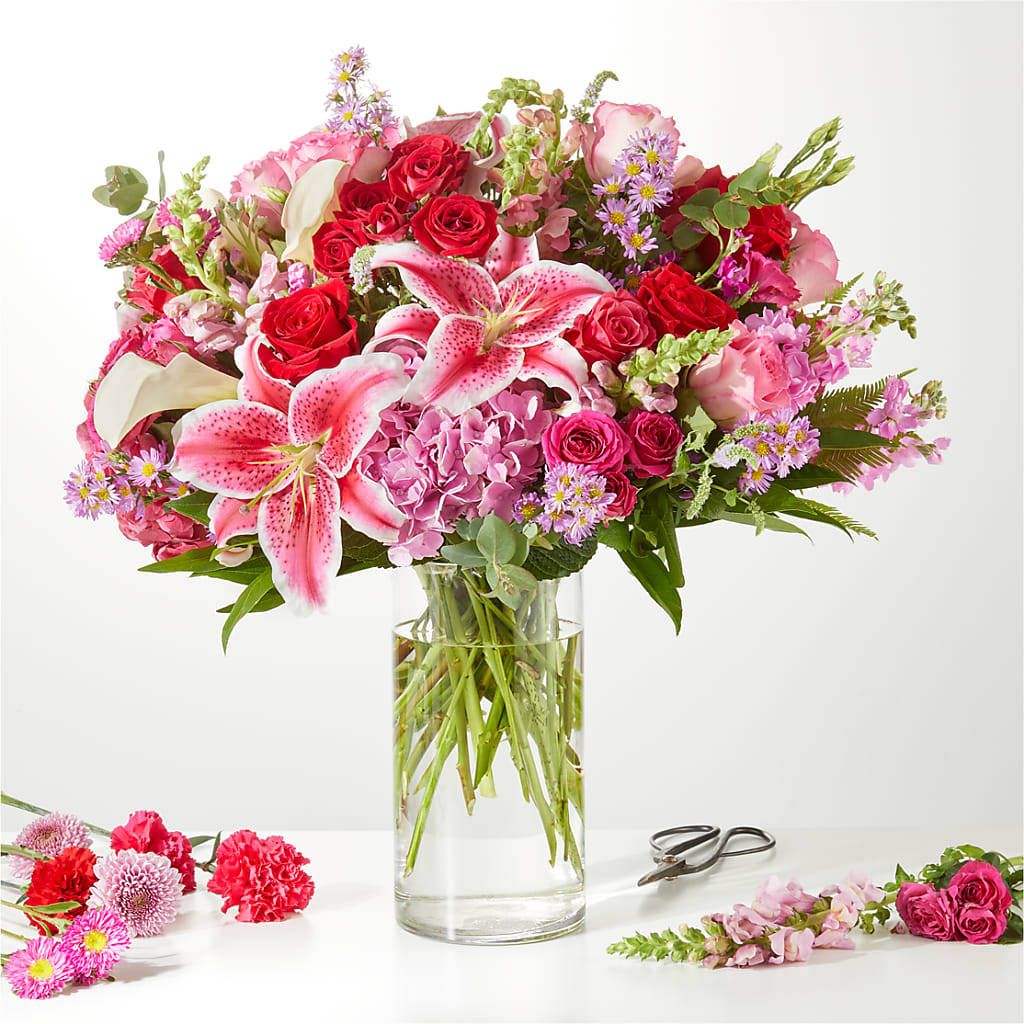 Swooning Over You - A Luxury Florist Original – Fantasy Decorations And Flower Shop, Hawthorne CA