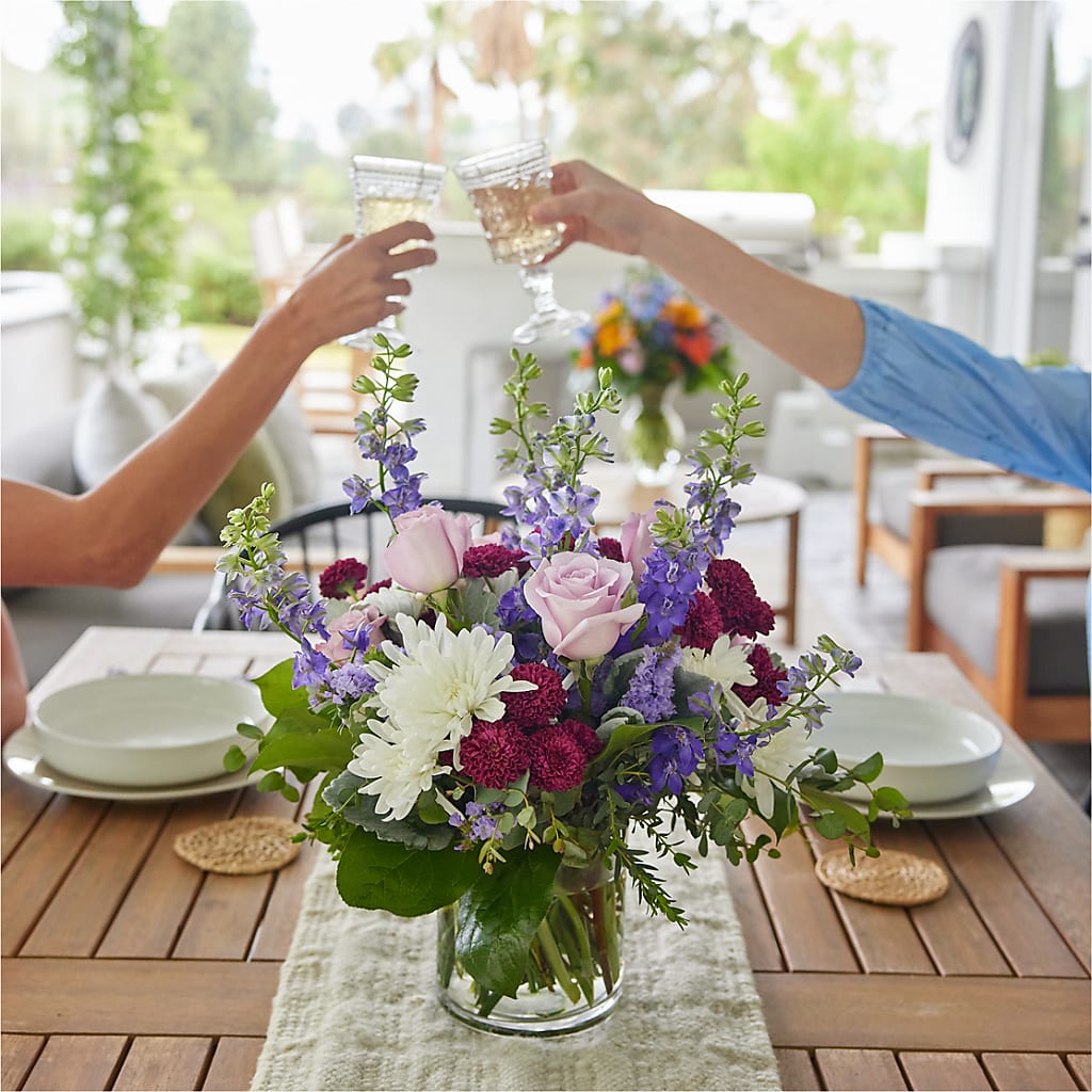 Violet Frost Bouquet – Fantasy Decorations And Flower Shop, Hawthorne CA