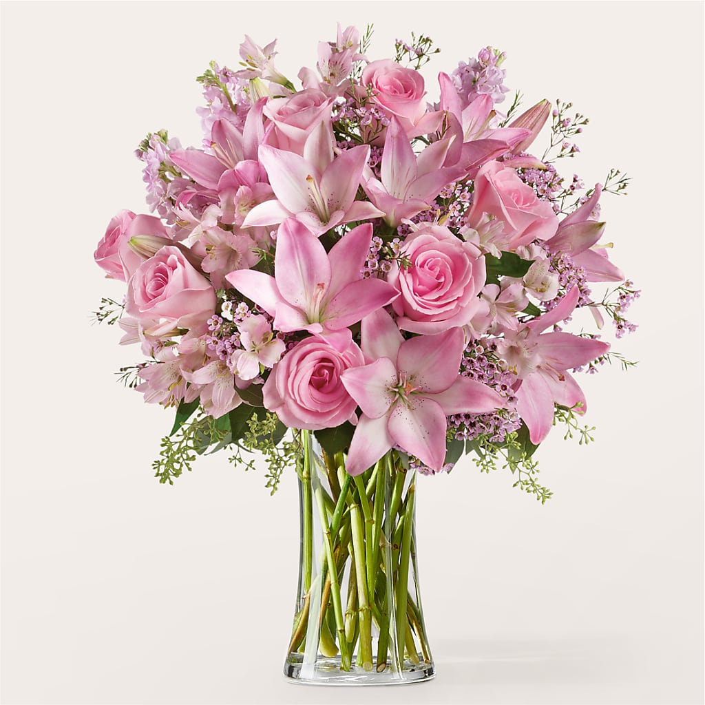 Gentle Gesture Bouquet – Fantasy Decorations And Flower Shop, Hawthorne CA