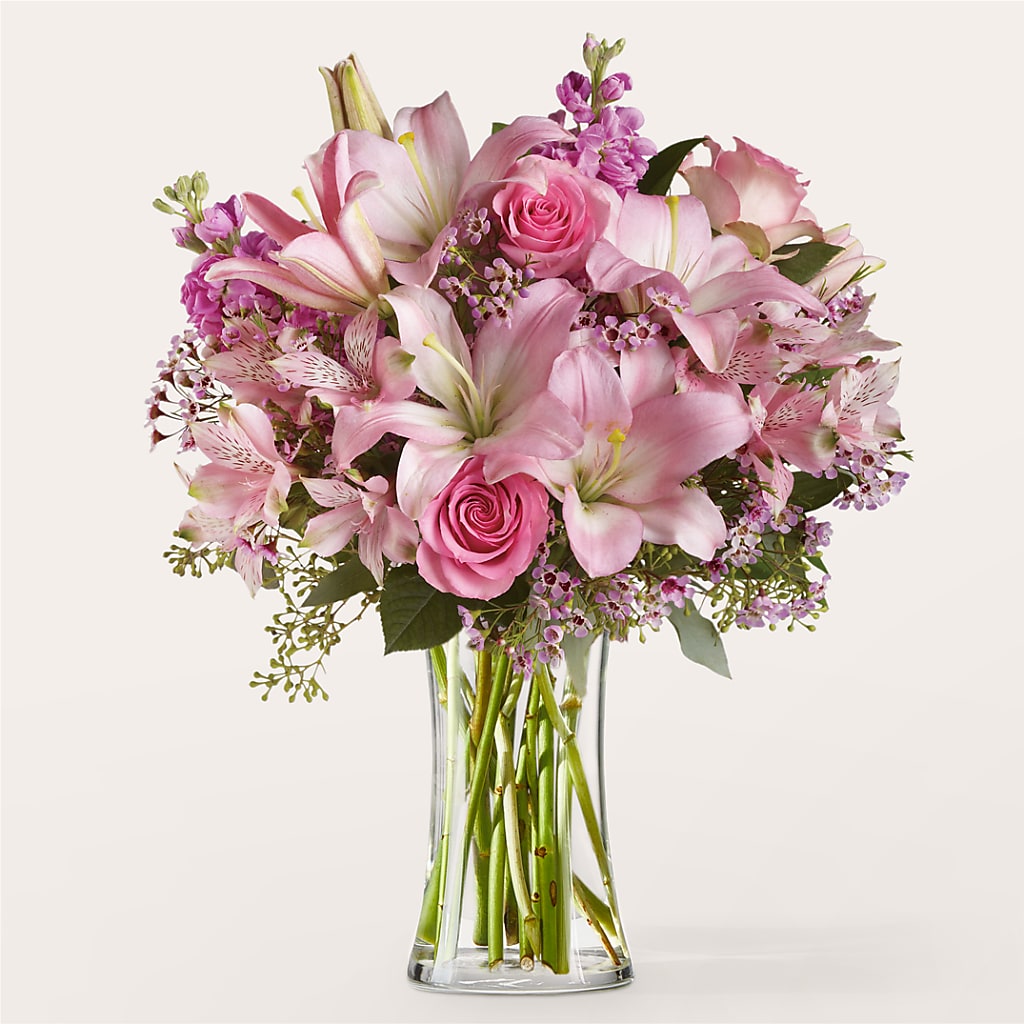 Gentle Gesture Bouquet – Fantasy Decorations And Flower Shop, Hawthorne CA
