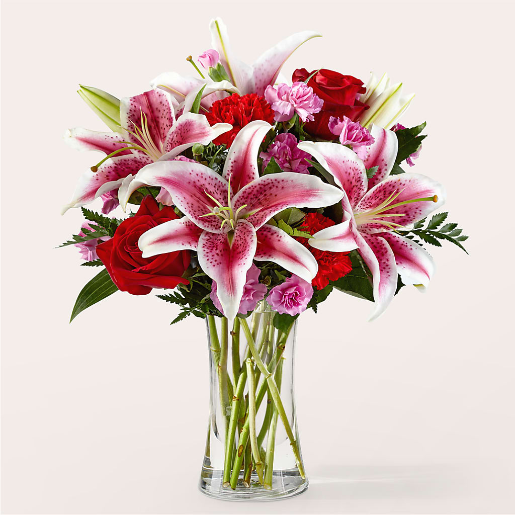 Honeymoon Bouquet – Fantasy Decorations And Flower Shop, Hawthorne CA