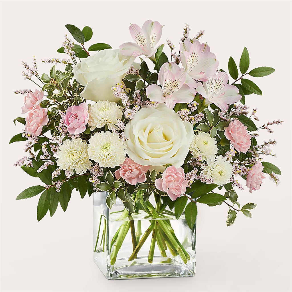 Day Made Bouquet – Fantasy Decorations And Flower Shop, Hawthorne CA