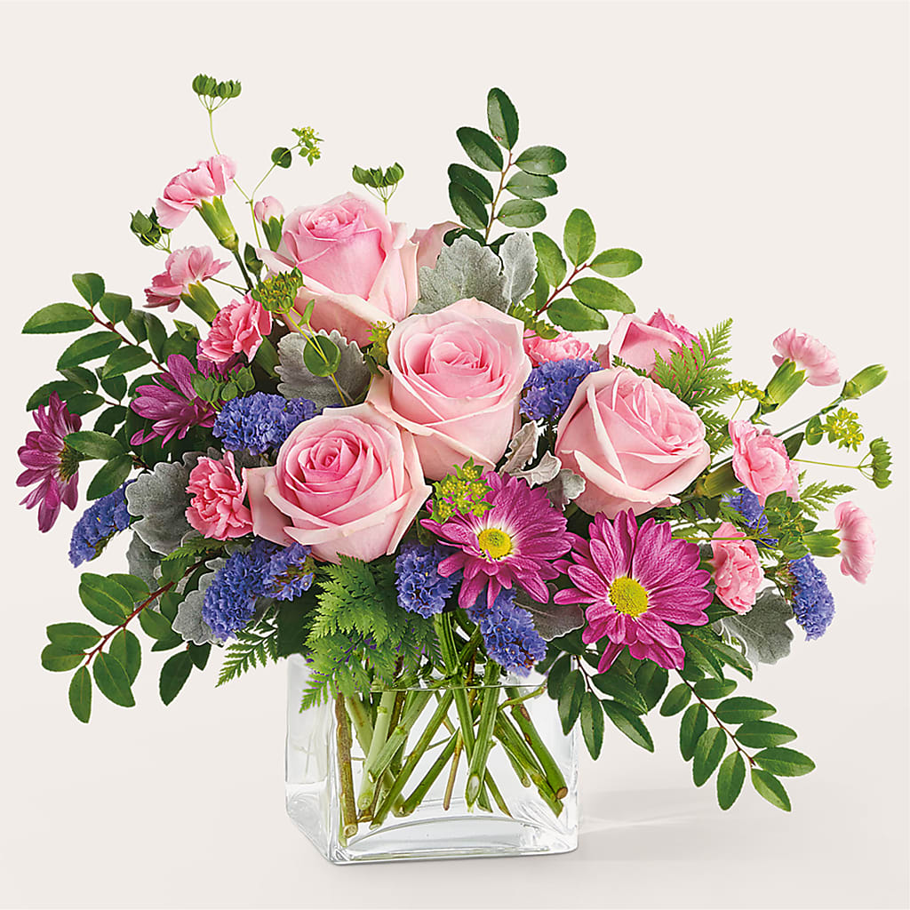 Starlet Bouquet – Fantasy Decorations And Flower Shop, Hawthorne CA