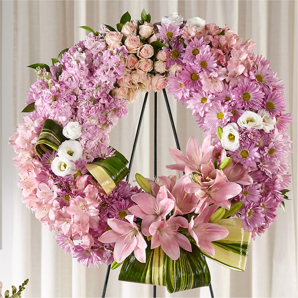 Gift of Warmth Wreath – Fantasy Decorations And Flower Shop, Hawthorne CA