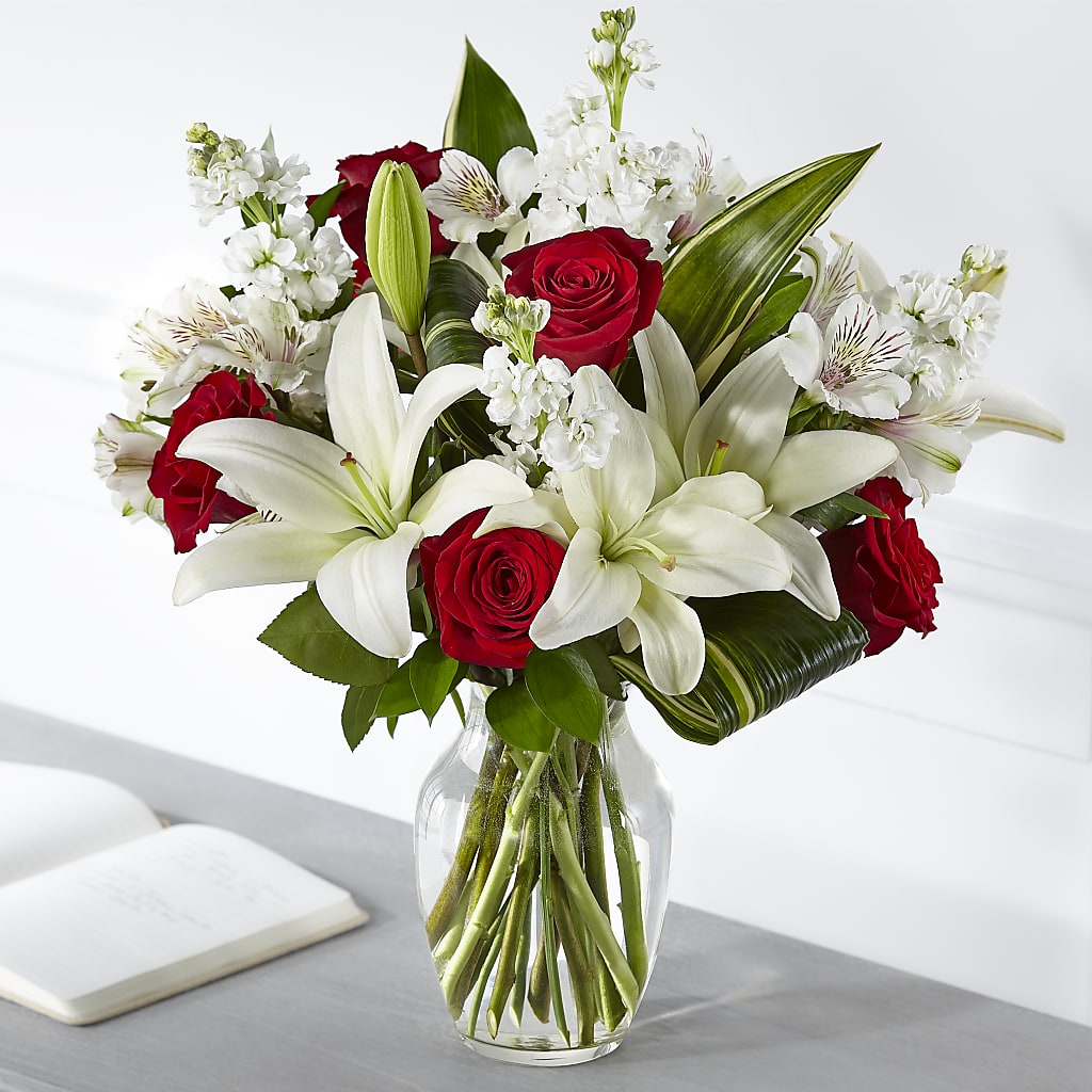 Loving Respect Bouquet – Fantasy Decorations And Flower Shop, Hawthorne CA