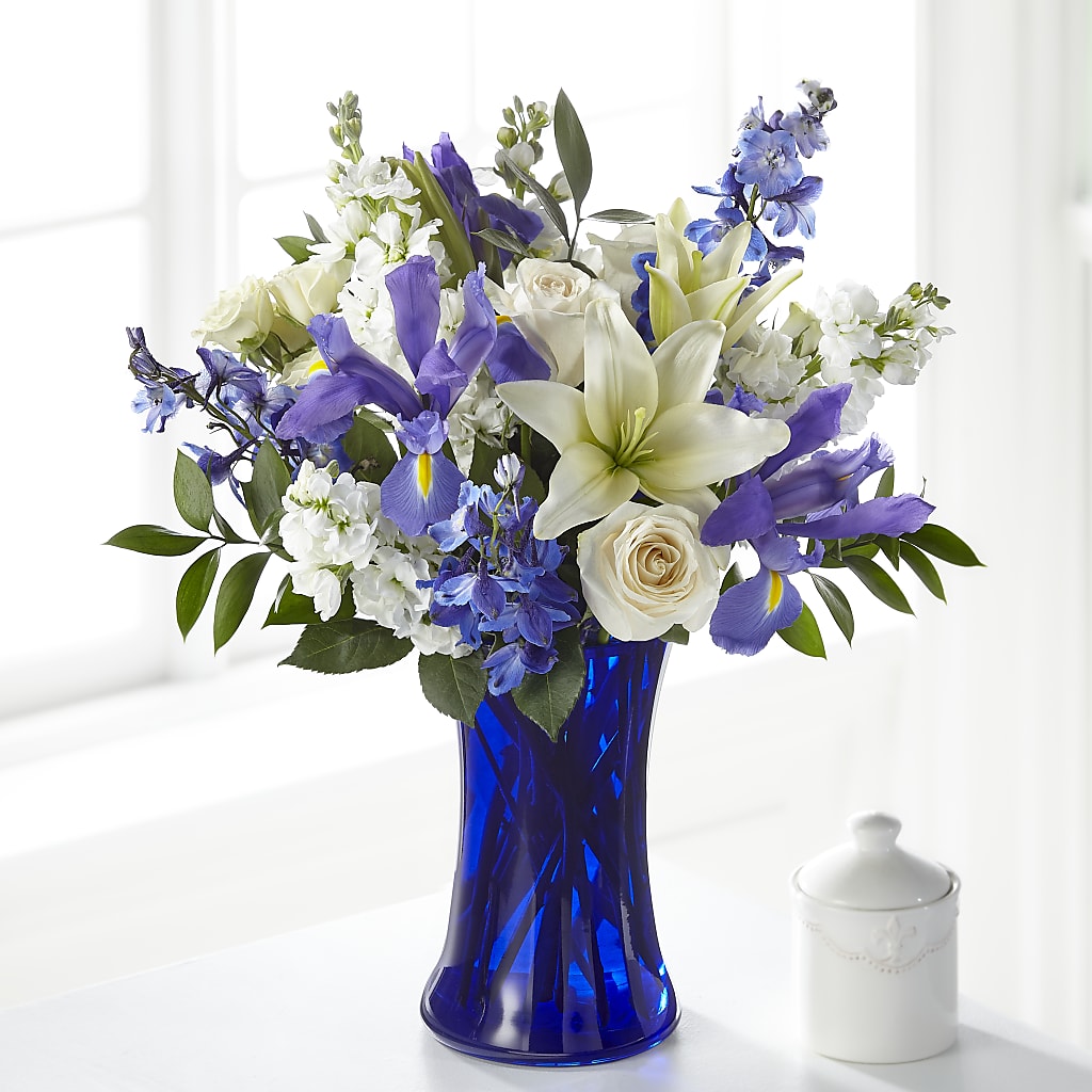 Calming Comfort Bouquet – Fantasy Decorations And Flower Shop, Hawthorne CA