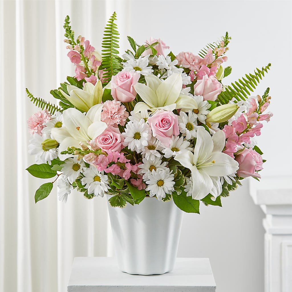 Soft Touch Tabletop Basket – Fantasy Decorations And Flower Shop, Hawthorne CA