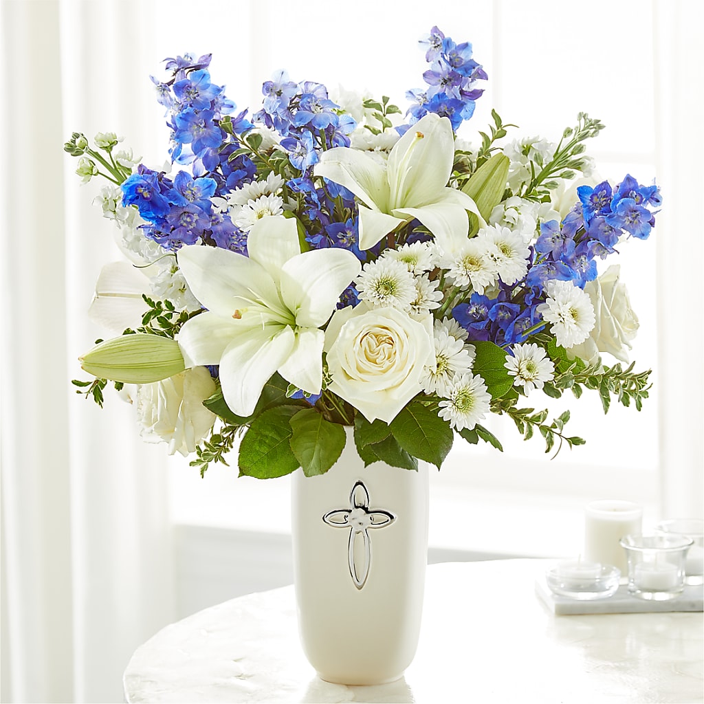 Heavenly Blossoms Bouquet – Fantasy Decorations And Flower Shop, Hawthorne CA