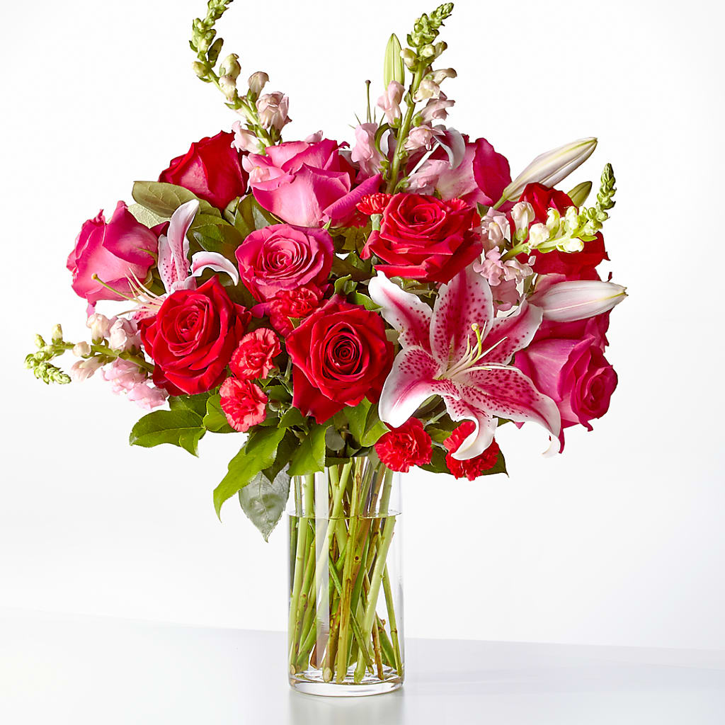 Love at First Sight Bouquet – Fantasy Decorations And Flower Shop, Hawthorne CA