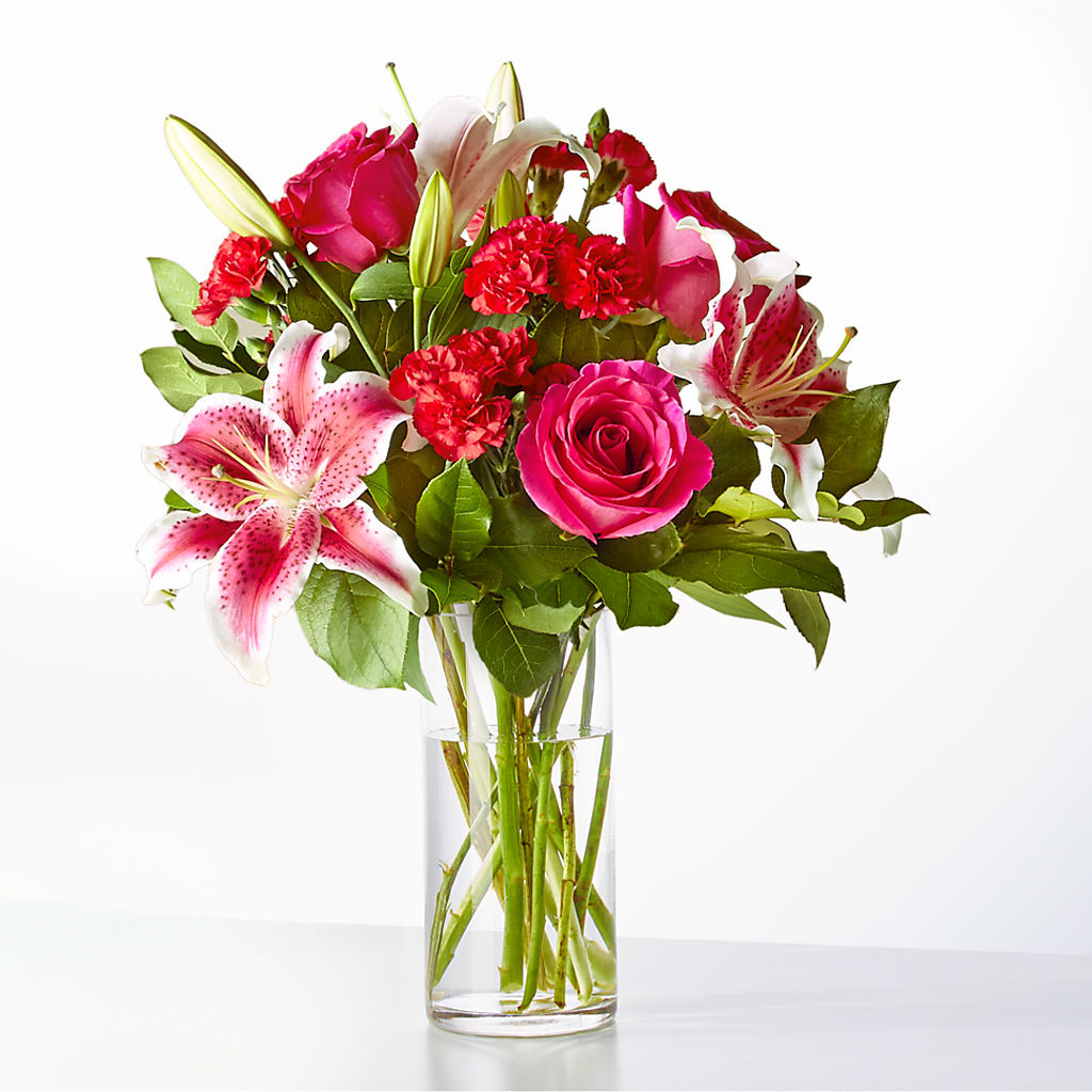 Love at First Sight Bouquet – Fantasy Decorations And Flower Shop, Hawthorne CA