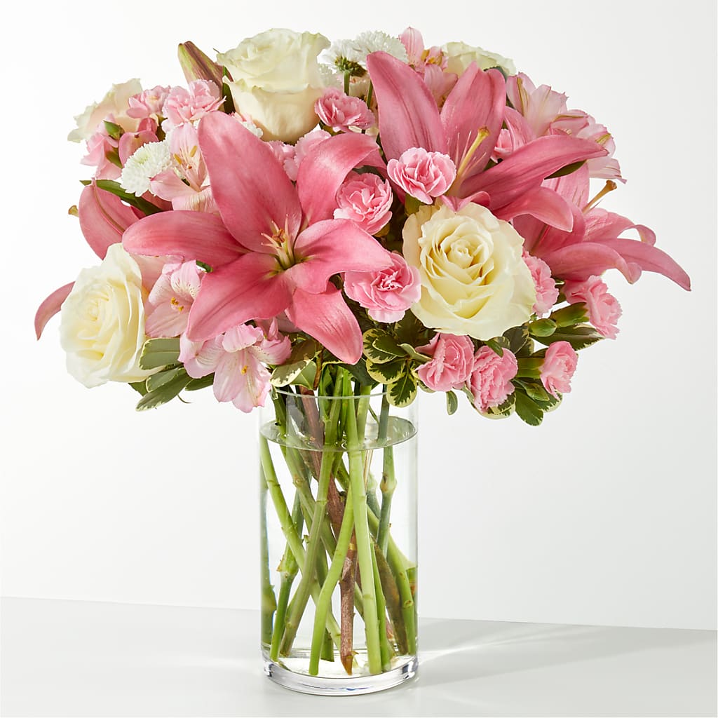 Piece of Cake Bouquet – Fantasy Decorations And Flower Shop, Hawthorne CA