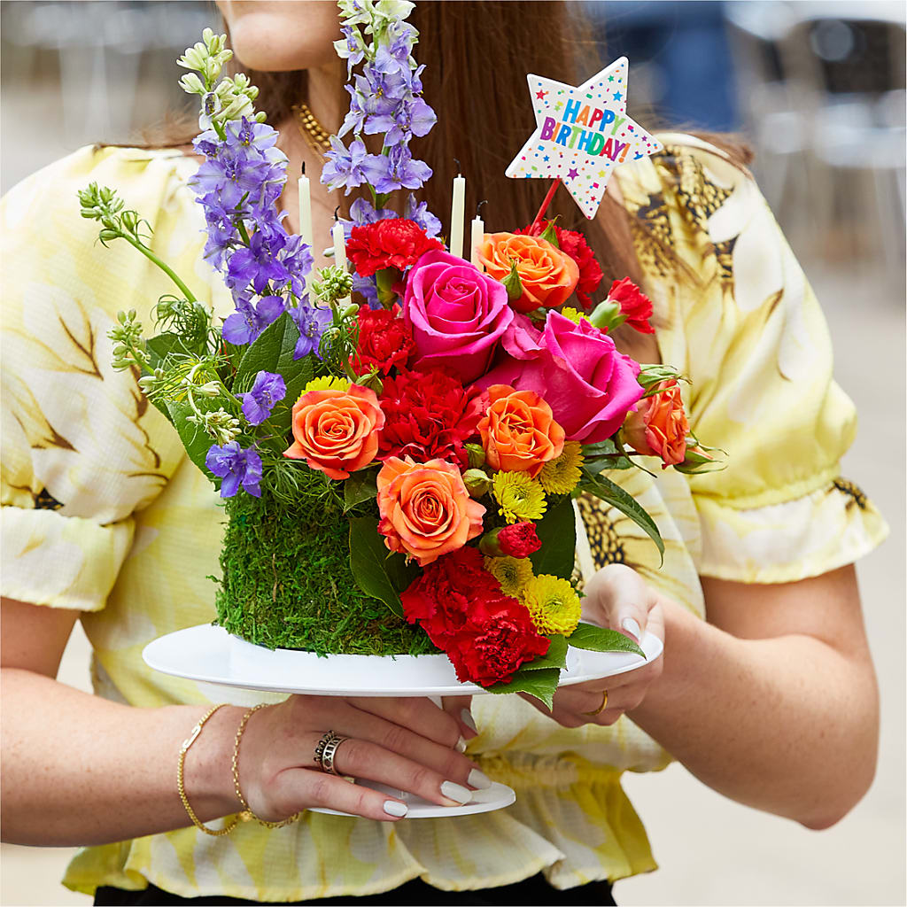 Best Year Yet Floral Cake – Fantasy Decorations And Flower Shop, Hawthorne CA