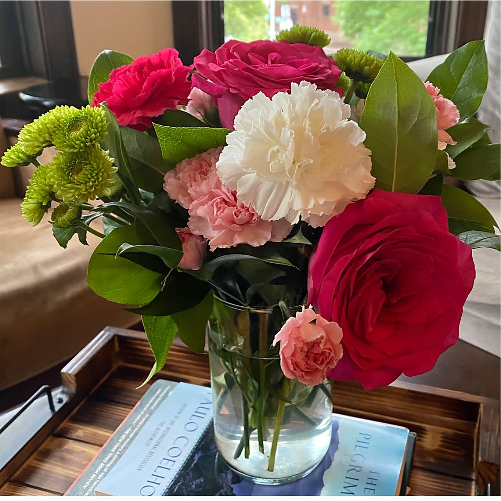 Sweet & Pretty Bouquet –  Fantasy Decorations And Flower Shop, Hawthorne CA
