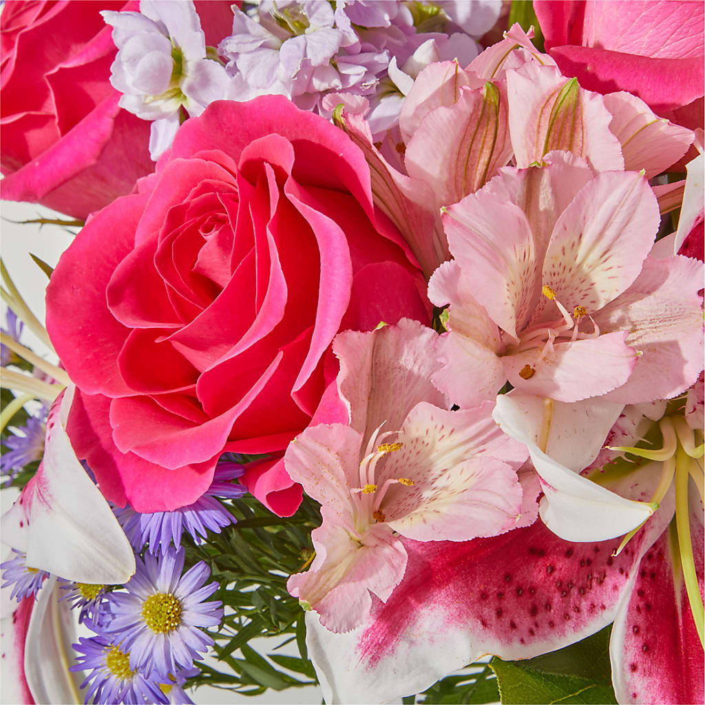 Pressing Petals Bouquet –  Fantasy Decorations And Flower Shop, Hawthorne CA