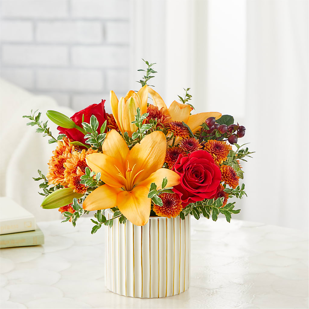 Scarlet Skies Bouquet –  Fantasy Decorations And Flower Shop, Hawthorne CA
