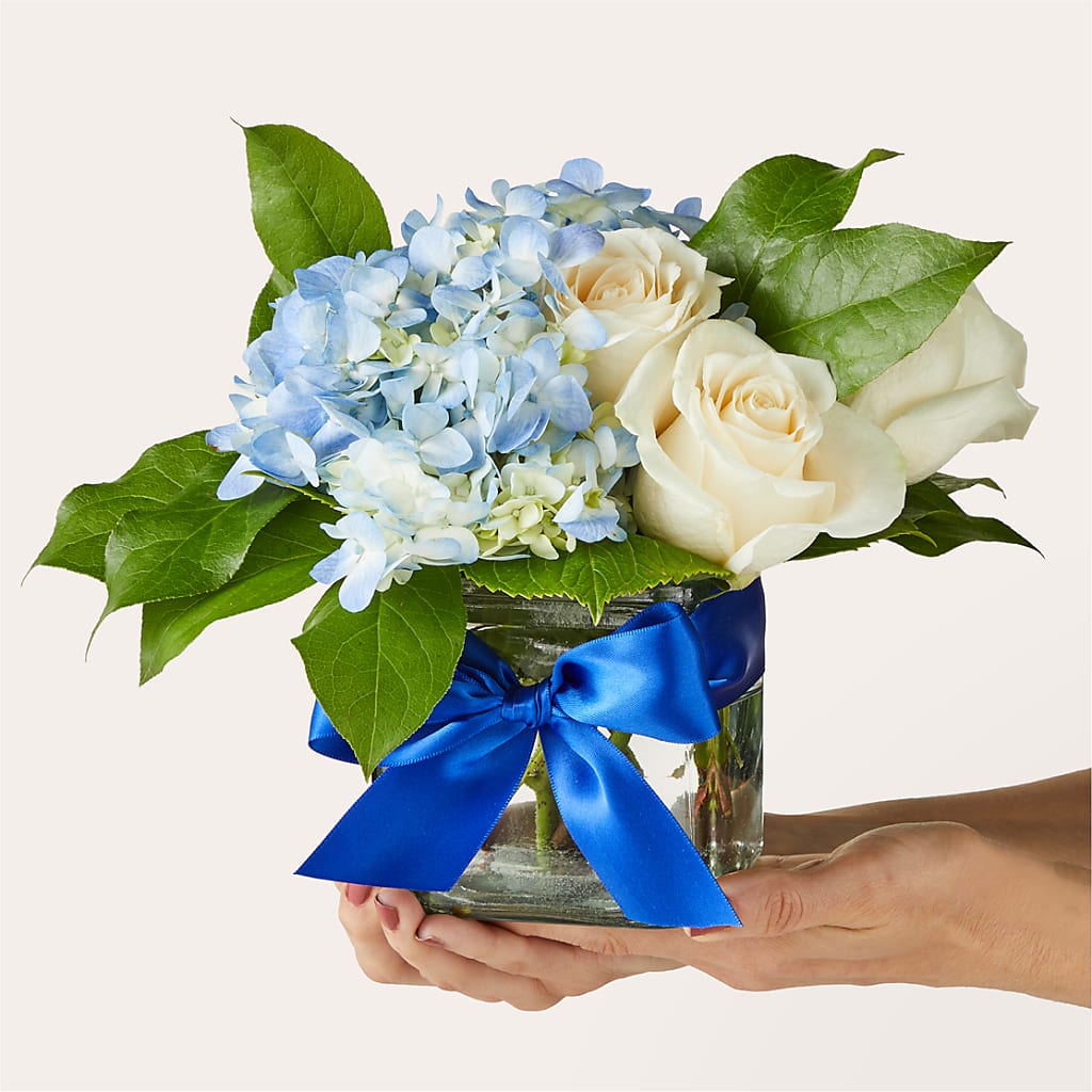 Sky Blue Delight Bouquet –  Fantasy Decorations And Flower Shop, Hawthorne CA