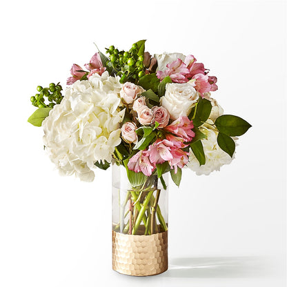 Parisian Stroll Bouquet –  Fantasy Decorations And Flower Shop, Hawthorne CA