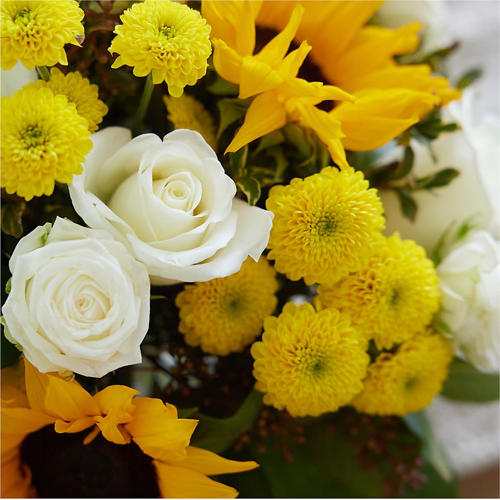 Luminous Morning Bouquet –  Fantasy Decorations And Flower Shop, Hawthorne CA