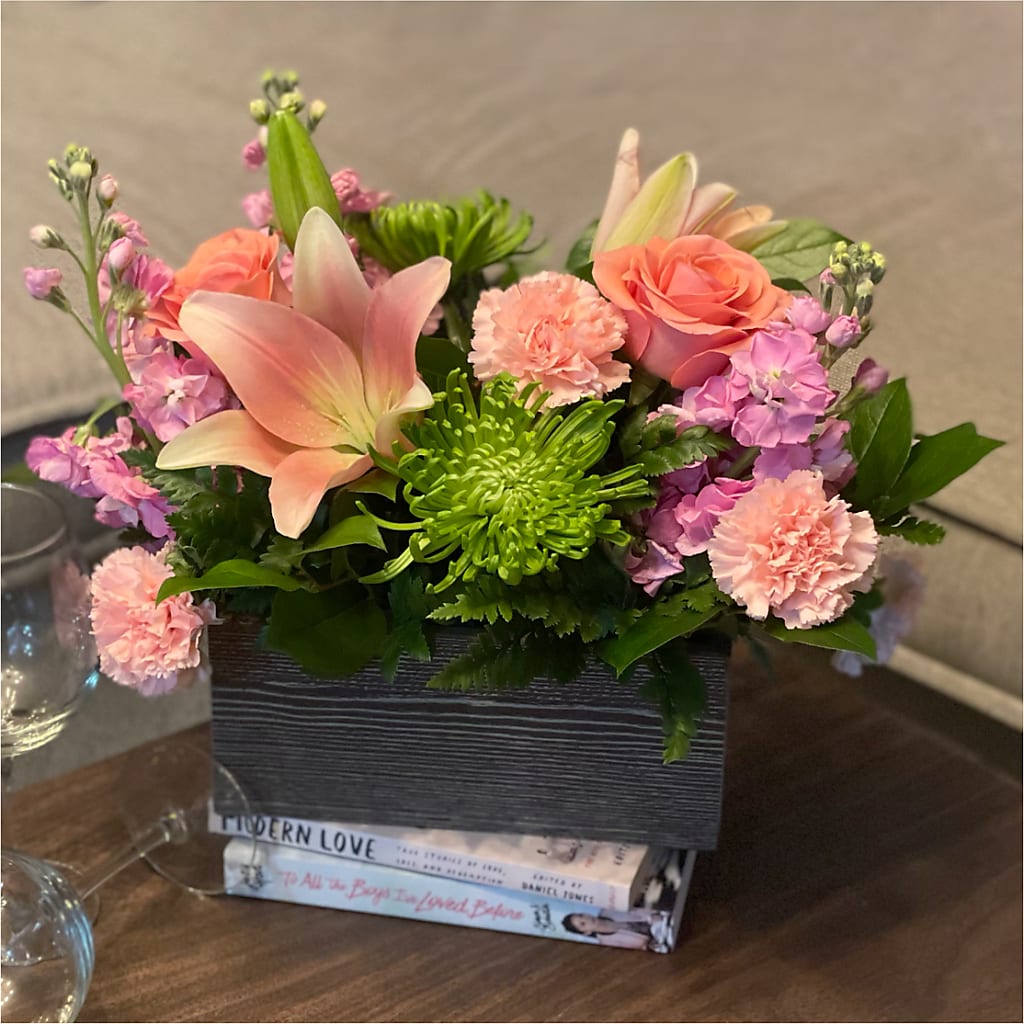 Beautiful Spirit Basket –  Fantasy Decorations And Flower Shop, Hawthorne CA
