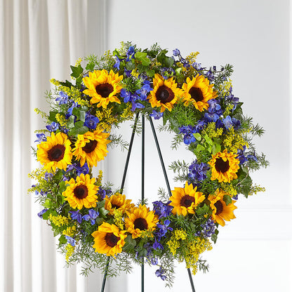 Bright Rays Wreath –  Fantasy Decorations And Flower Shop, Hawthorne CA