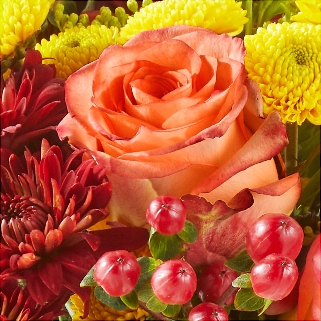 Apple Picking Bouquet –  Fantasy Decorations And Flower Shop, Hawthorne CA