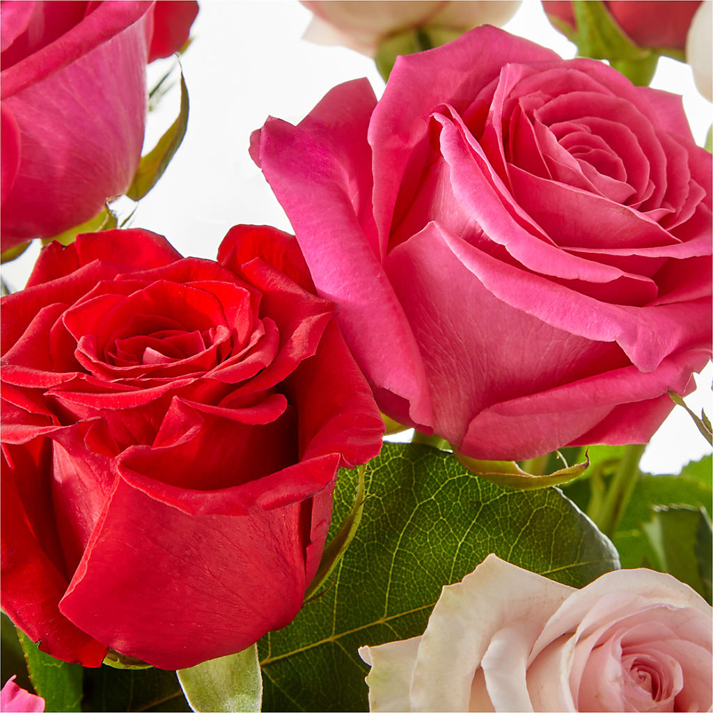 Charming Rose Bouquet –  Fantasy Decorations And Flower Shop, Hawthorne CA