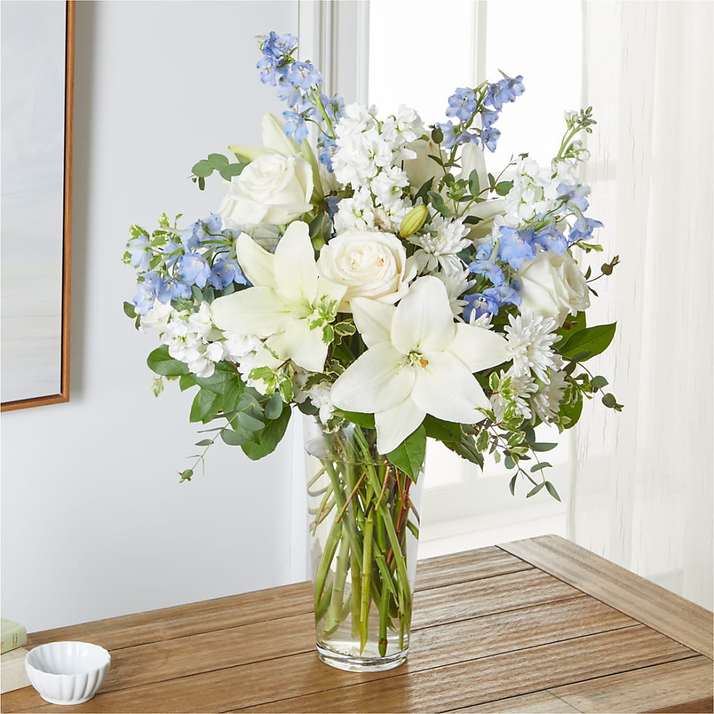 Peace of Mind Bouquet –  Fantasy Decorations And Flower Shop, Hawthorne CA