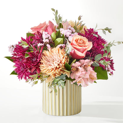 Berry Cobbler Bouquet with Ivory Vase –  Fantasy Decorations And Flower Shop, Hawthorne CA