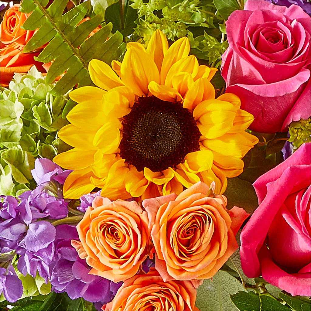 Vibrant Greetings Bouquet –  Fantasy Decorations And Flower Shop, Hawthorne CA
