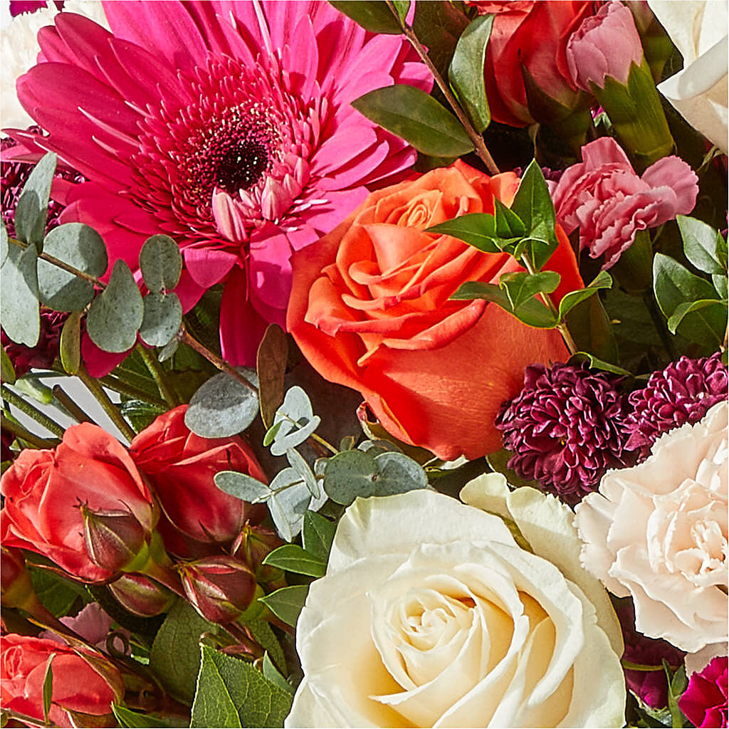 Smell the Roses Bouquet –  Fantasy Decorations And Flower Shop, Hawthorne CA