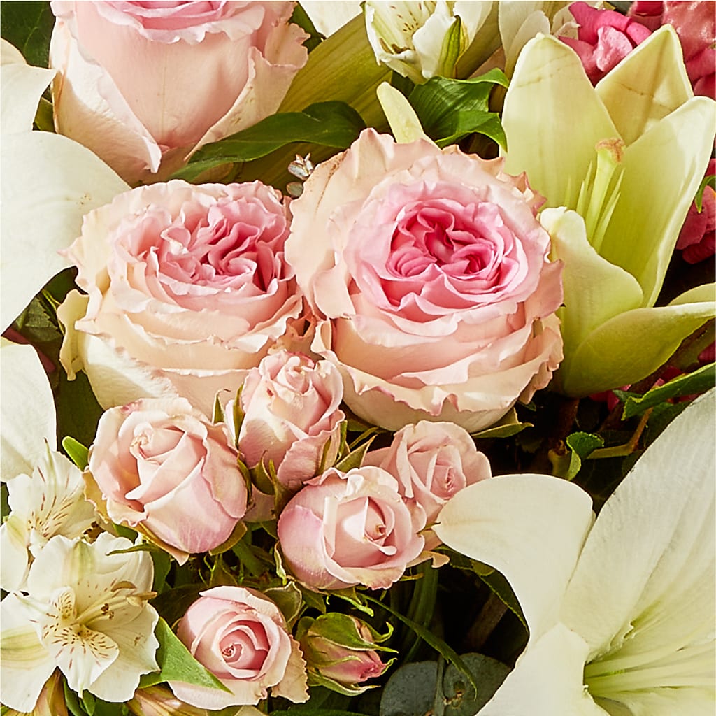 Ballet Slippers Bouquet –  Fantasy Decorations And Flower Shop, Hawthorne CA