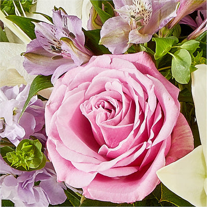 Daydreamer Bouquet –  Fantasy Decorations And Flower Shop, Hawthorne CA