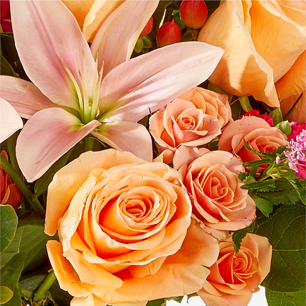Bisous Bouquet –  Fantasy Decorations And Flower Shop, Hawthorne CA