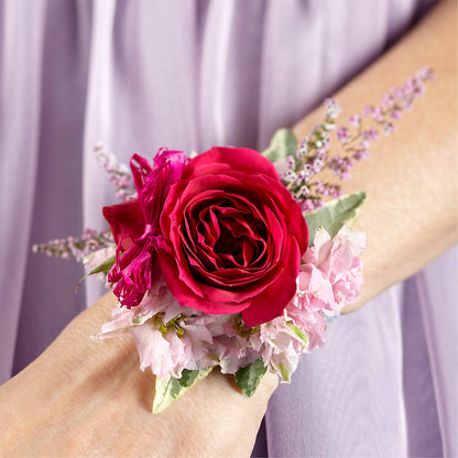 Rose Charm Corsage –  Fantasy Decorations And Flower Shop, Hawthorne CA