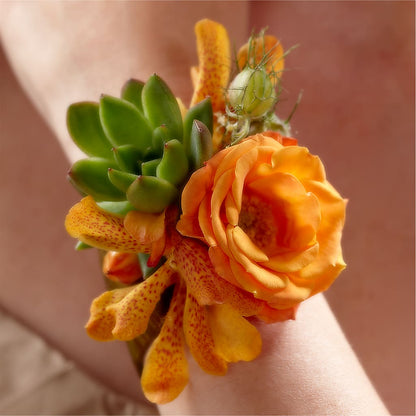 Irresistible Love Wrist Corsage –  Fantasy Decorations And Flower Shop, Hawthorne CA